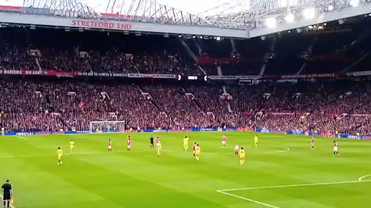 Palace fans celebrate after first mateta goal