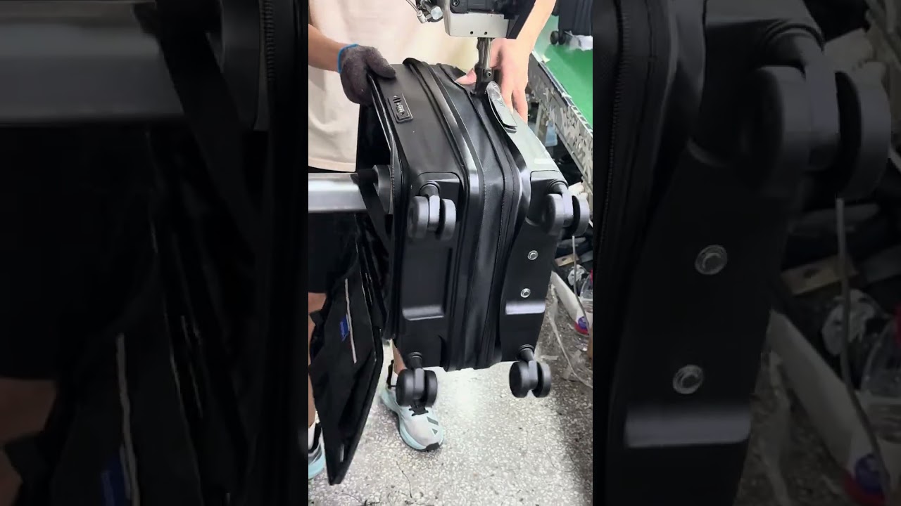 How We Sew the Expansion Zipper on PP Luggage | Factory Quality Process