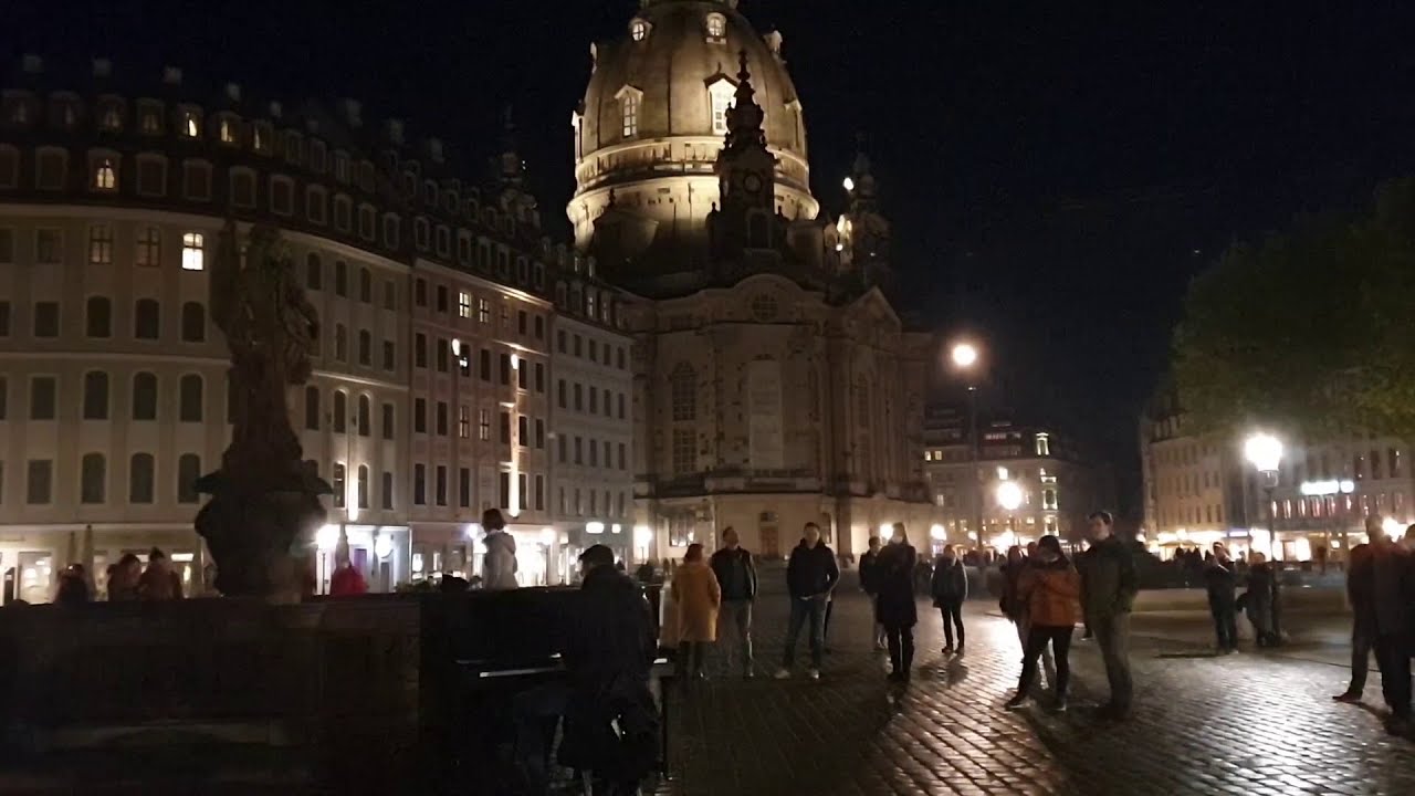 Linkin Park - Leave Out All The Rest (Street Piano Performance in Dresden, Germany)