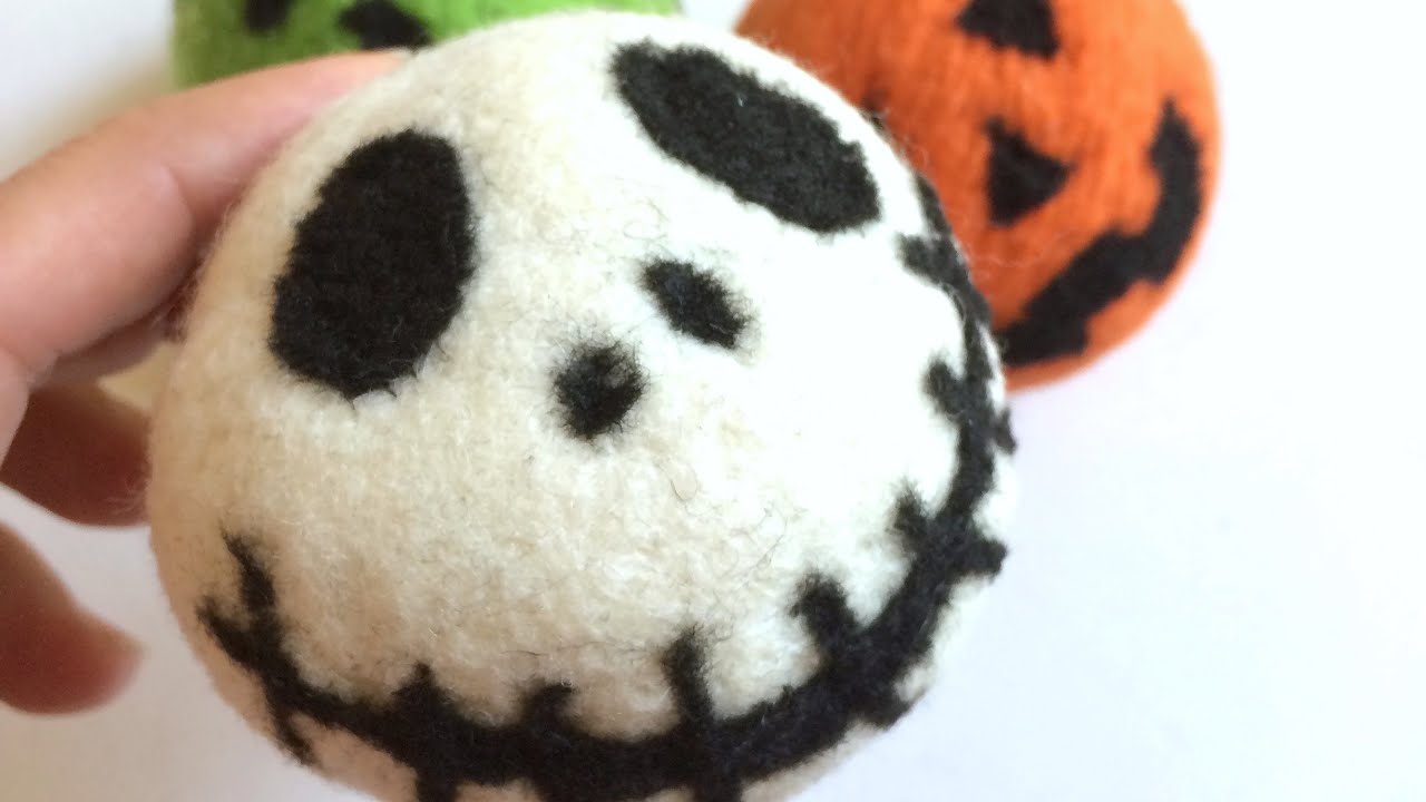 How to Felt Wool Dryer Balls 4 Ways: Pantyhose Method & Needle Felting Method