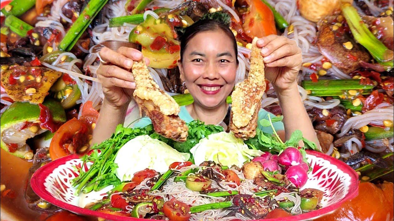 ตำซั่วปูนาดองกินกับหมูกรอบแซ่บๆจ้า 23-01-69