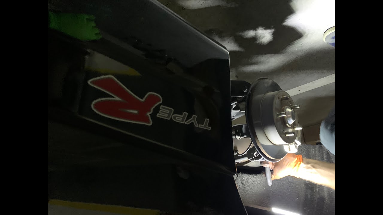 Honda Civic TYPE R cambio de discos y pastillas