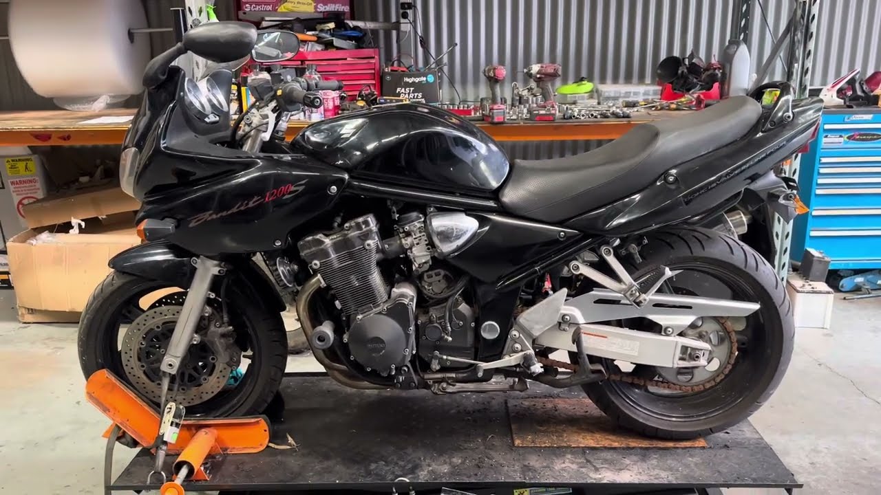 Suzuki Bandit 1200 GSF1200 2005 test run for parts dismantle salvage walk around