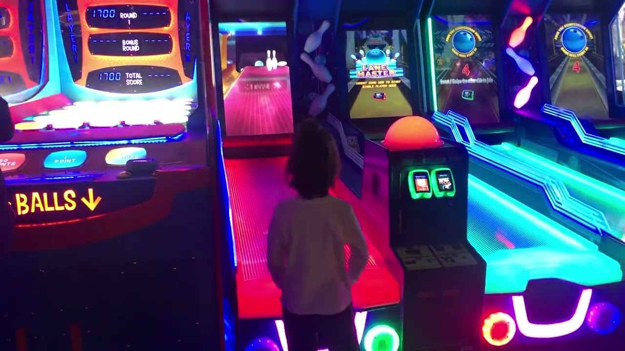 100 bowling pins  Knocking Down!🏆 Lane master