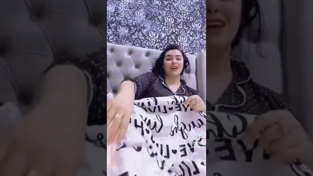 اللفعة تقصف كل شخص ابيض و شعرو  اصفر