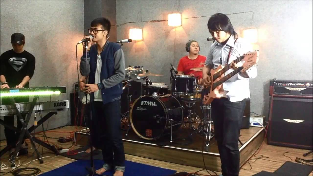 Pedekate- Kau Sangat Sempurna (Live 2014 @JCS Studio)