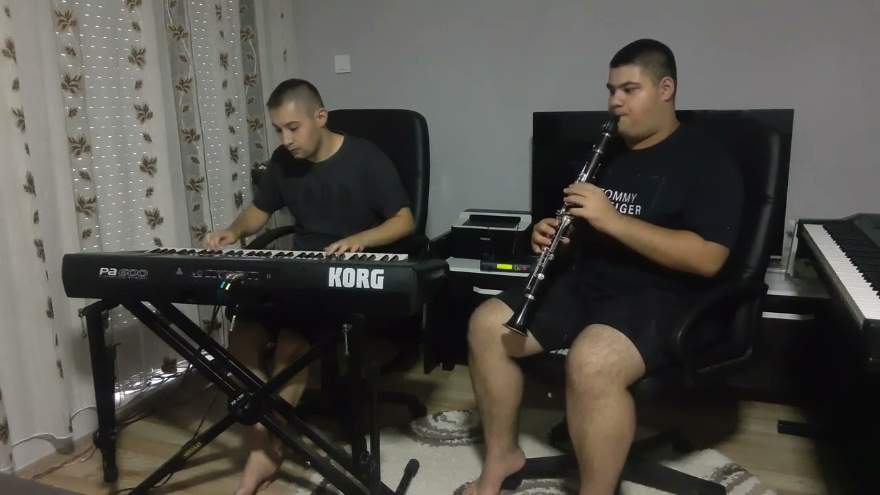 Kirjana vino prodava - Daniel i Bojan Naumovski