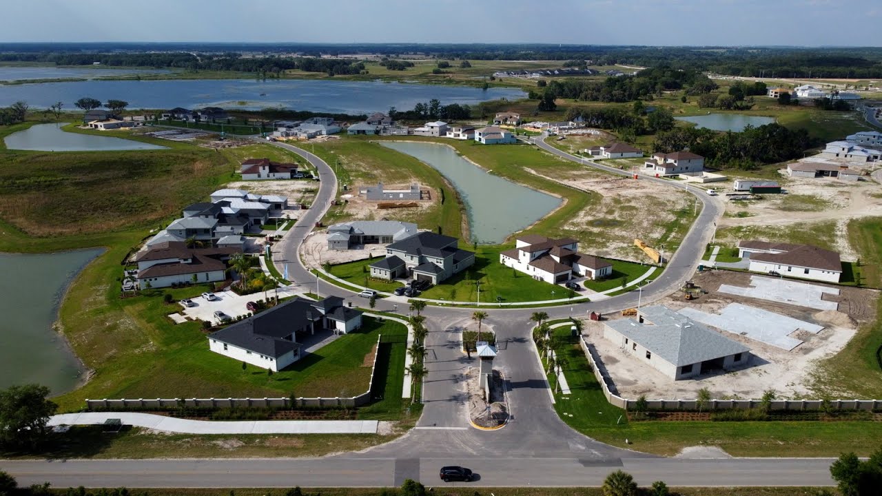 Fly Biscayne Homes King Lake Drone Tour April 14 2021 #flywesleychapel
