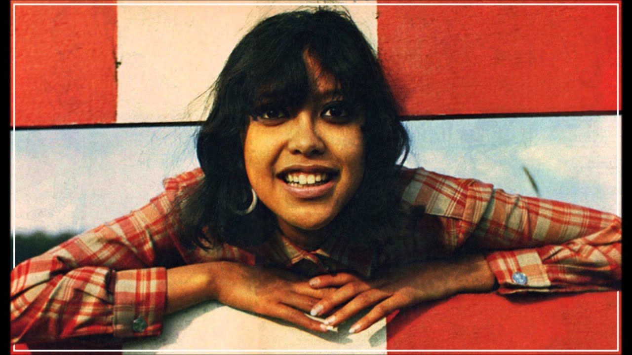 Sandra Reemer - Penghuni Rumah Tua