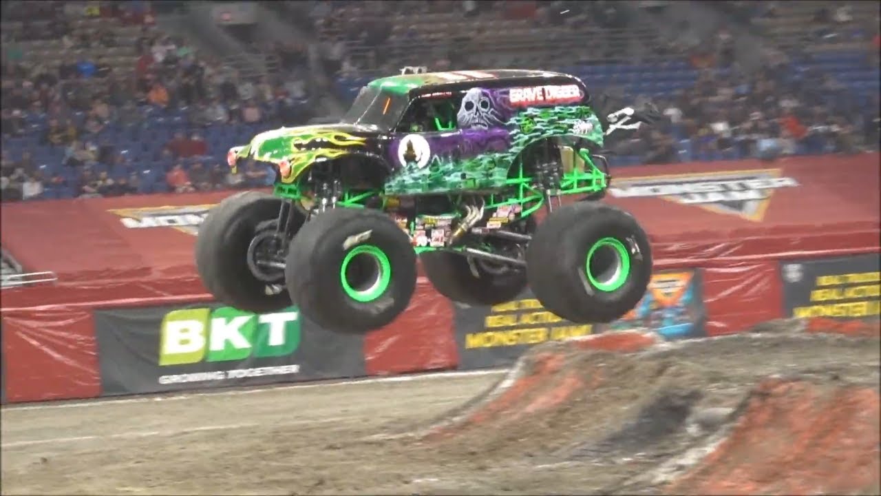 Monster Jam Grave Digger Freestyle Alamodome San Antonio, Texas