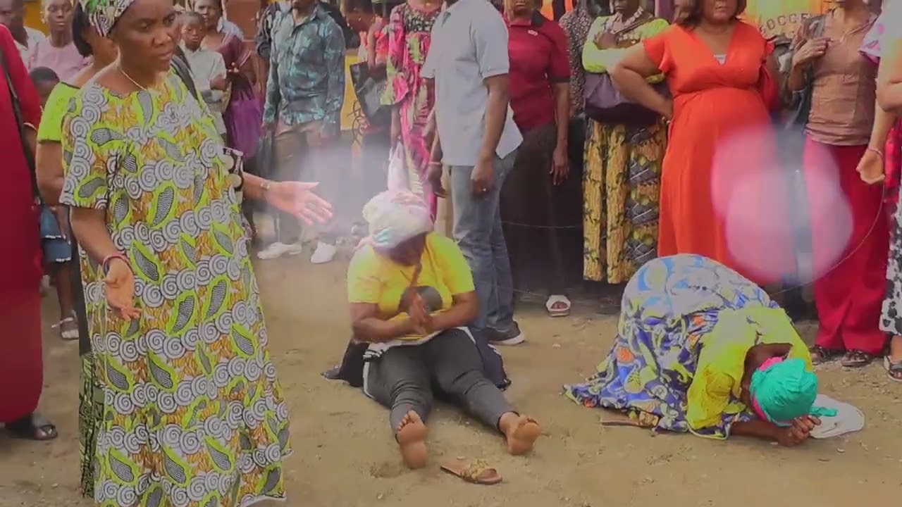 SPOT DE LA NUIT DE SOLUTION VF