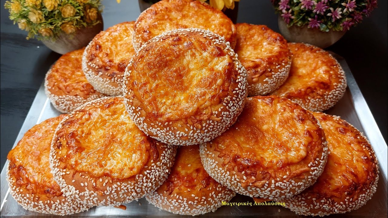 Πεντανόστιμα Γεμιστά Κουλούρια 💯💯με Σάλτσα και Τυρί🥯 Τέλειο Σνάκ👌 για το Σχολείο! Χωρίς Μίξερ!