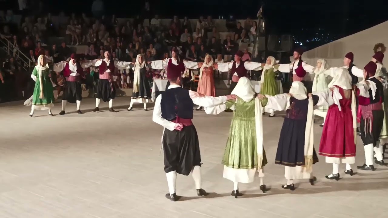 Αμυγδαλοτσακίσματα