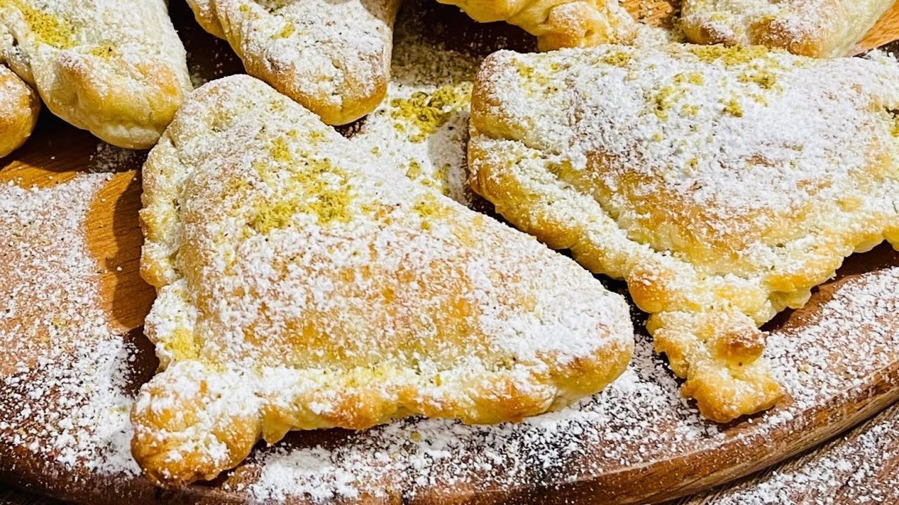 Sweet and Savoury Samosas 