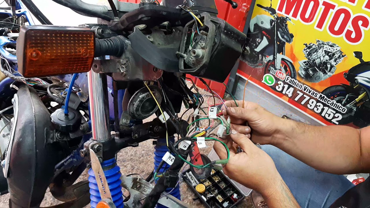como colocar direccionales led sin q queden los 4 prendidos al mismo tiempo en una DT125 o en todas
