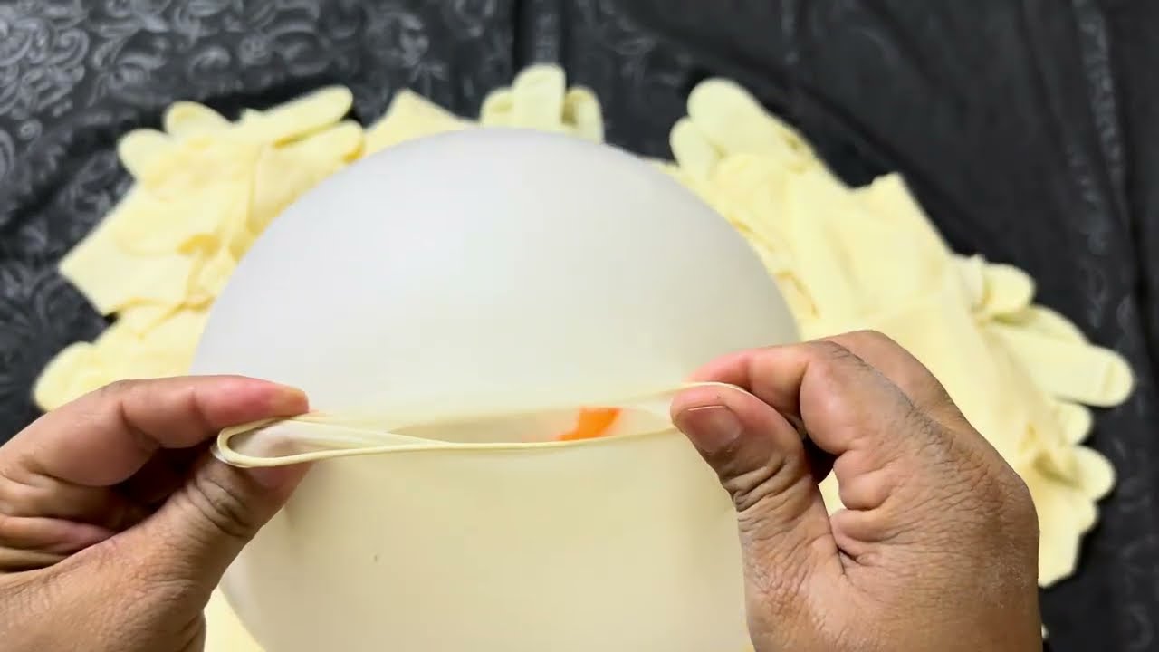 WHO WOULD HAVE THOUGHT!! THIS RUBBER GLOVES CAN BE TURNED INTO GIANT HAND BALLOONS 🤯🎈