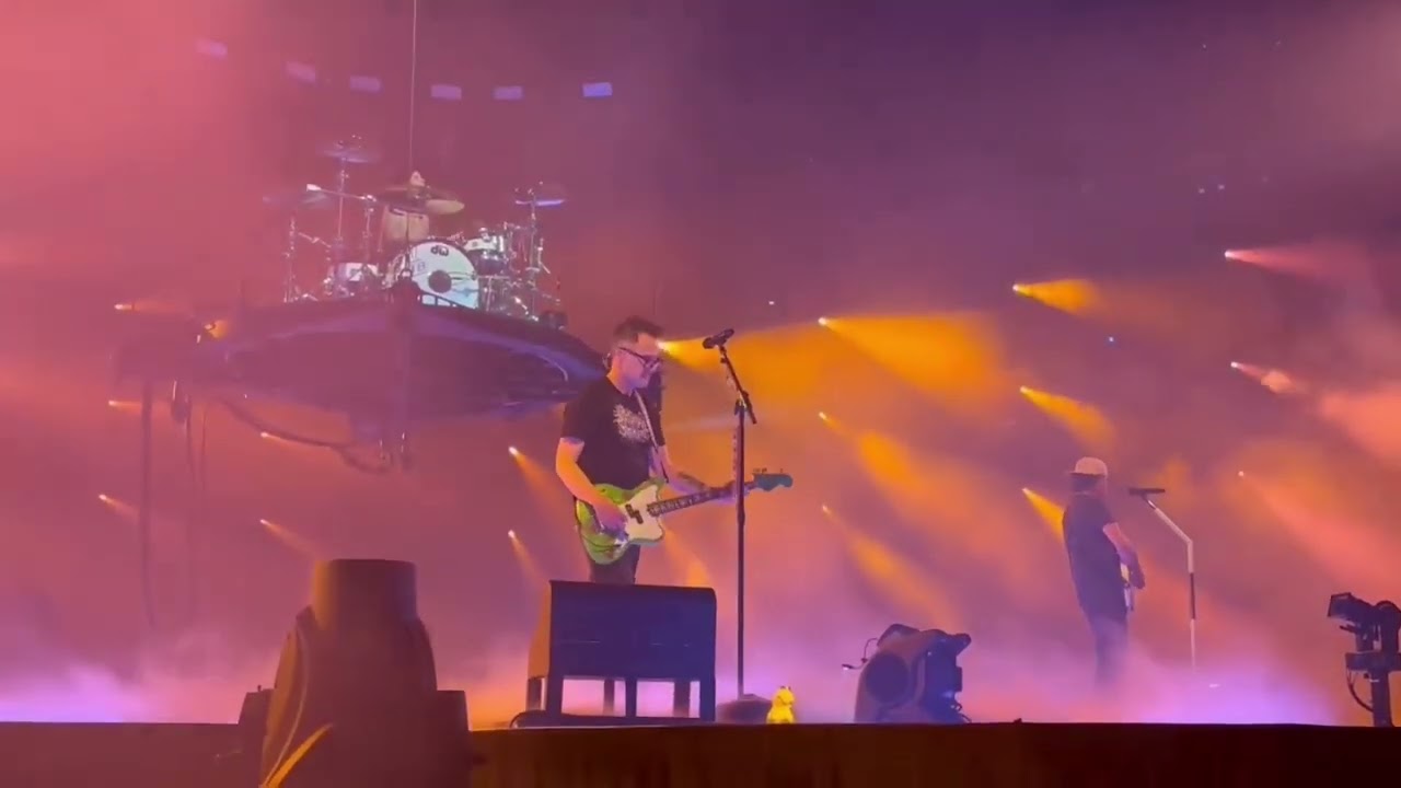 Blink 182 - Can't Go Back (Live / USA / 2024)