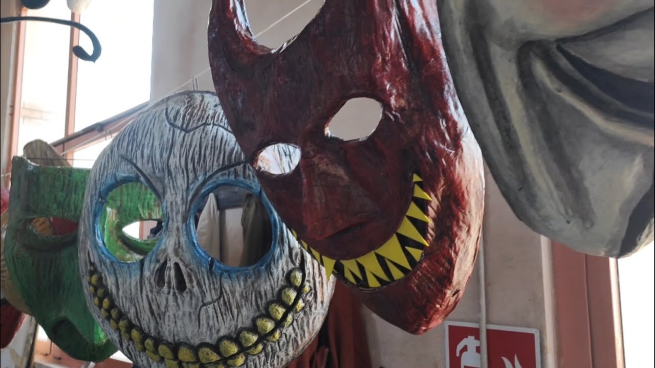 Carnevale di Viareggio 2024 : 9° Anteprima di cartapesta