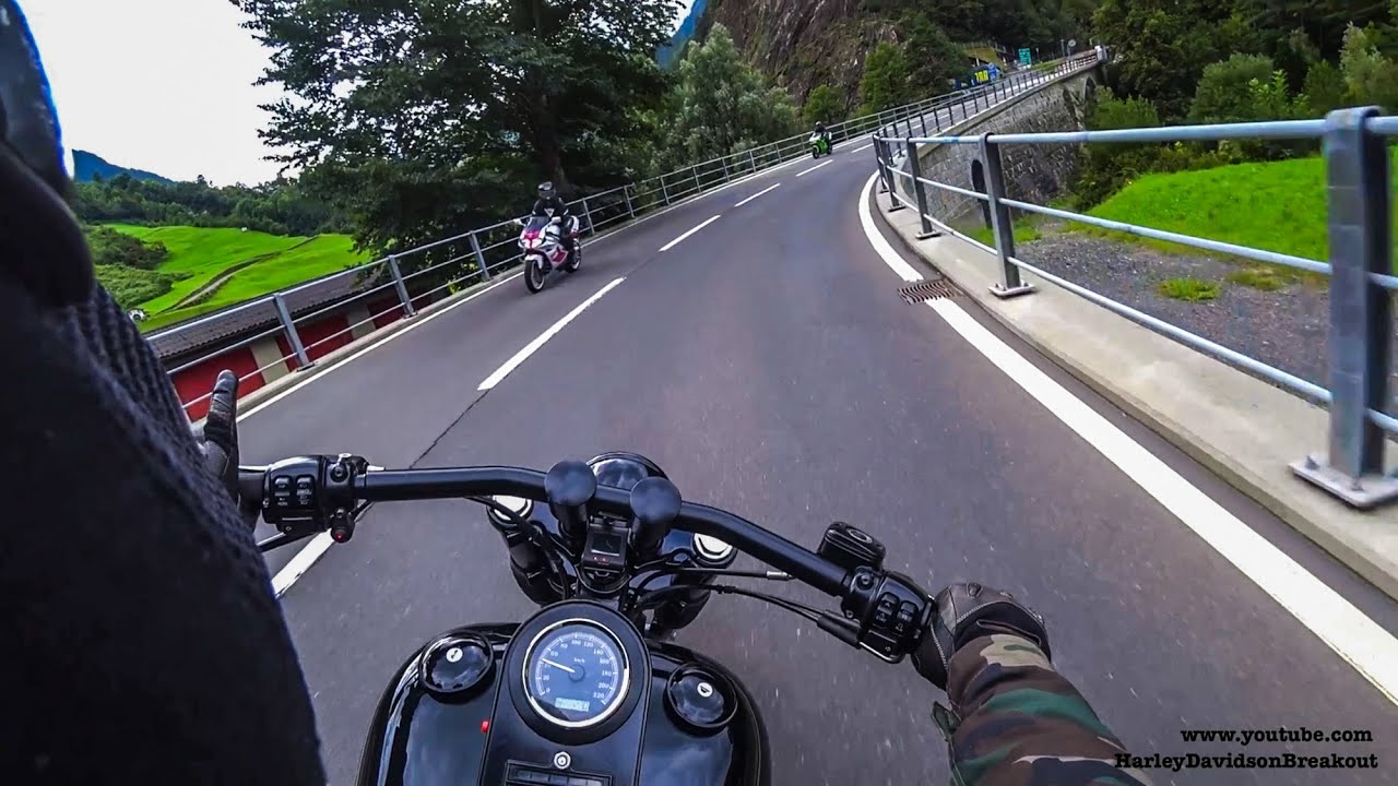 #HarleyDavidson riding with low RPM #harley #motorcycle