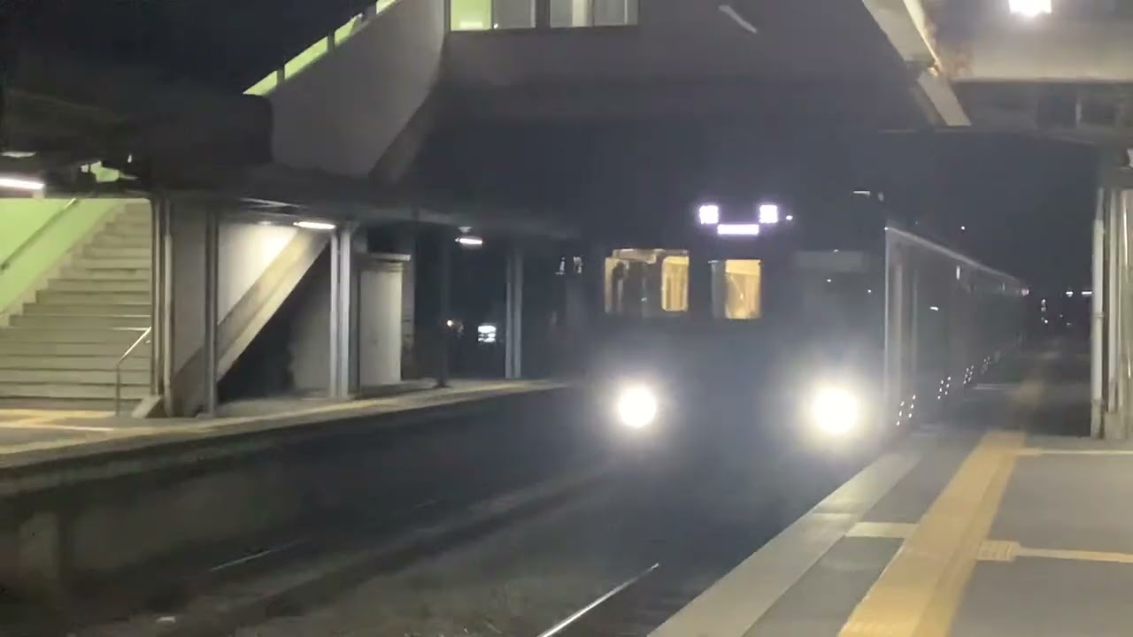 原町駅821系ワンマン篠栗行き入線✨