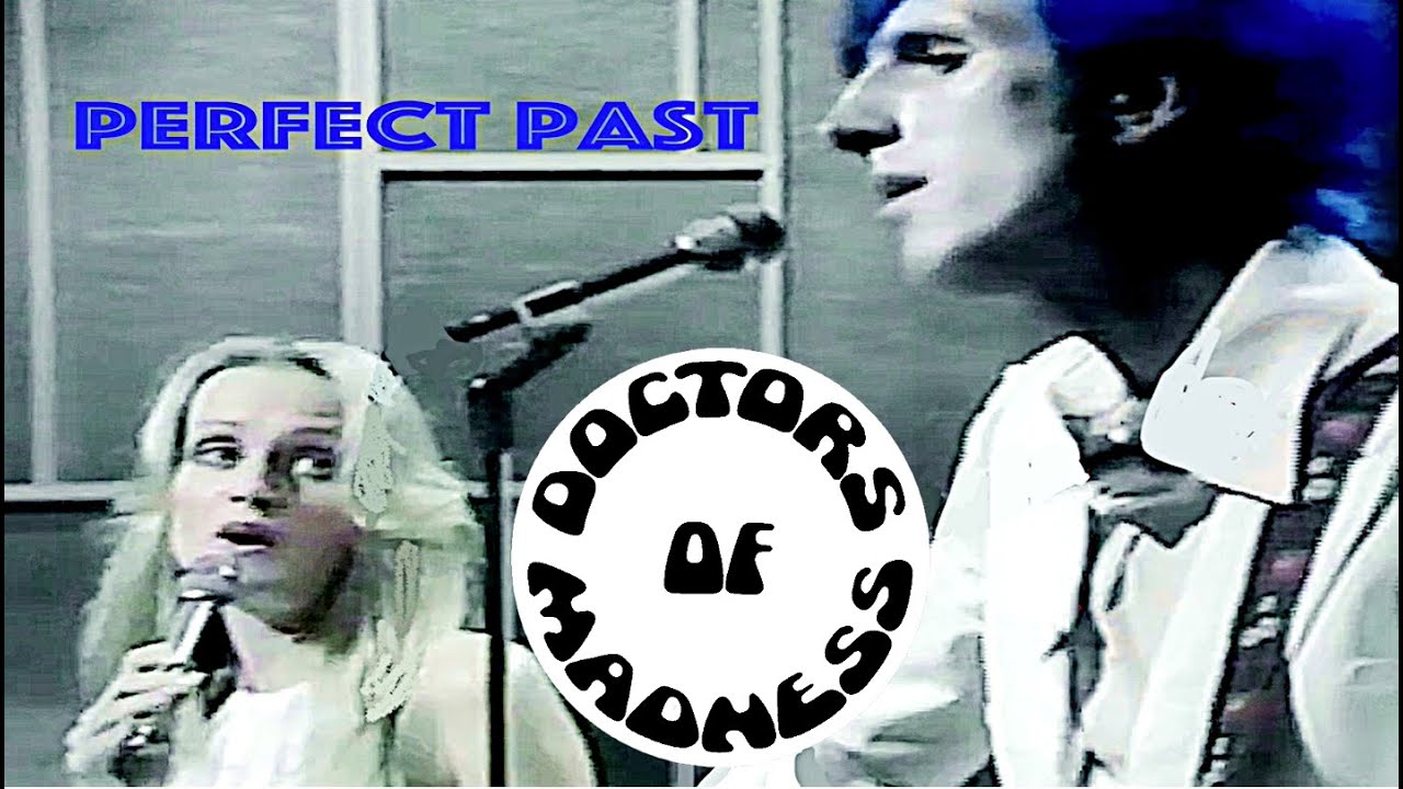 Twiggy & Doctors of Madness perform 'Perfect Past'.