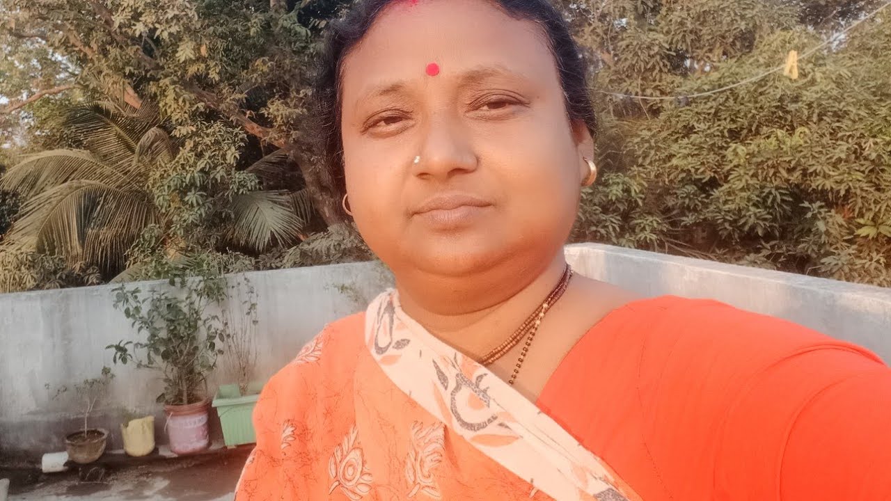 আজ একটু অন্য সময় চোলে এসেছি
