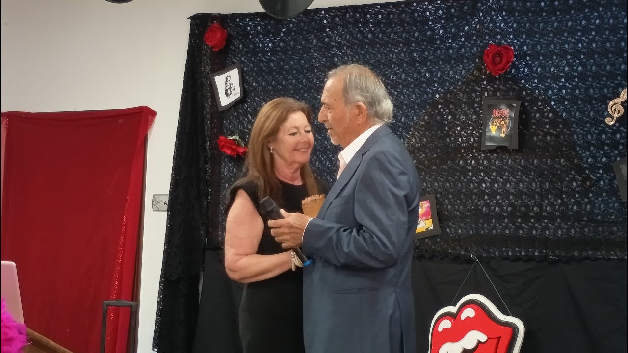 VIVO CANTANDO - PEPÍN Y LOLI - Piensa en mi (Luz Casal)