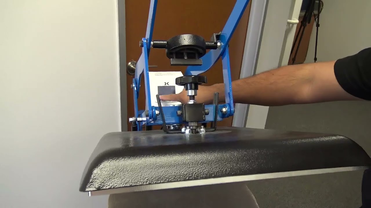 How to adjust the pressure on the GeoKnight K-20 heat press.