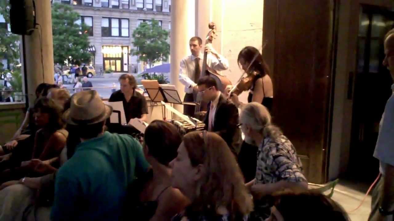 Argentine tango music: Octavio Brunetti quartet @ Union Square milonga -