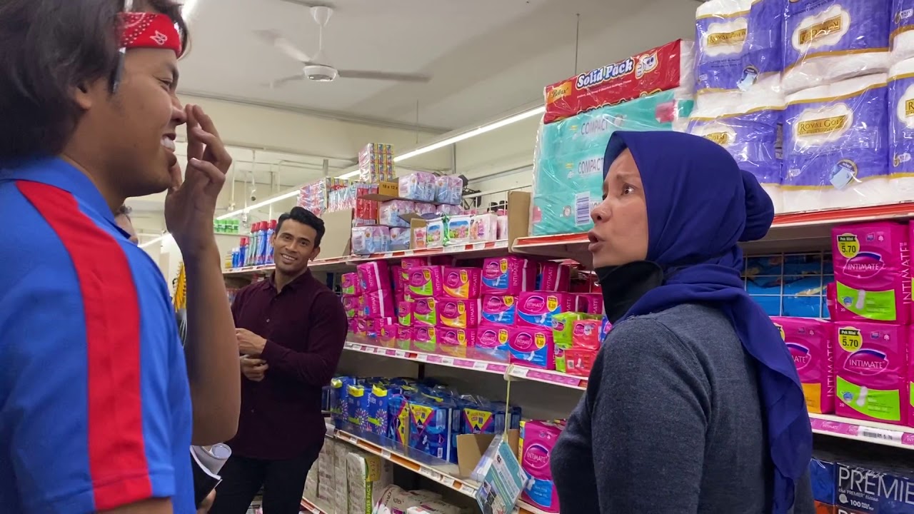 Bukan Gadis Biasa - BTS Azim kene marah dengan Sheila Rusly sebab masih kayu lagi.