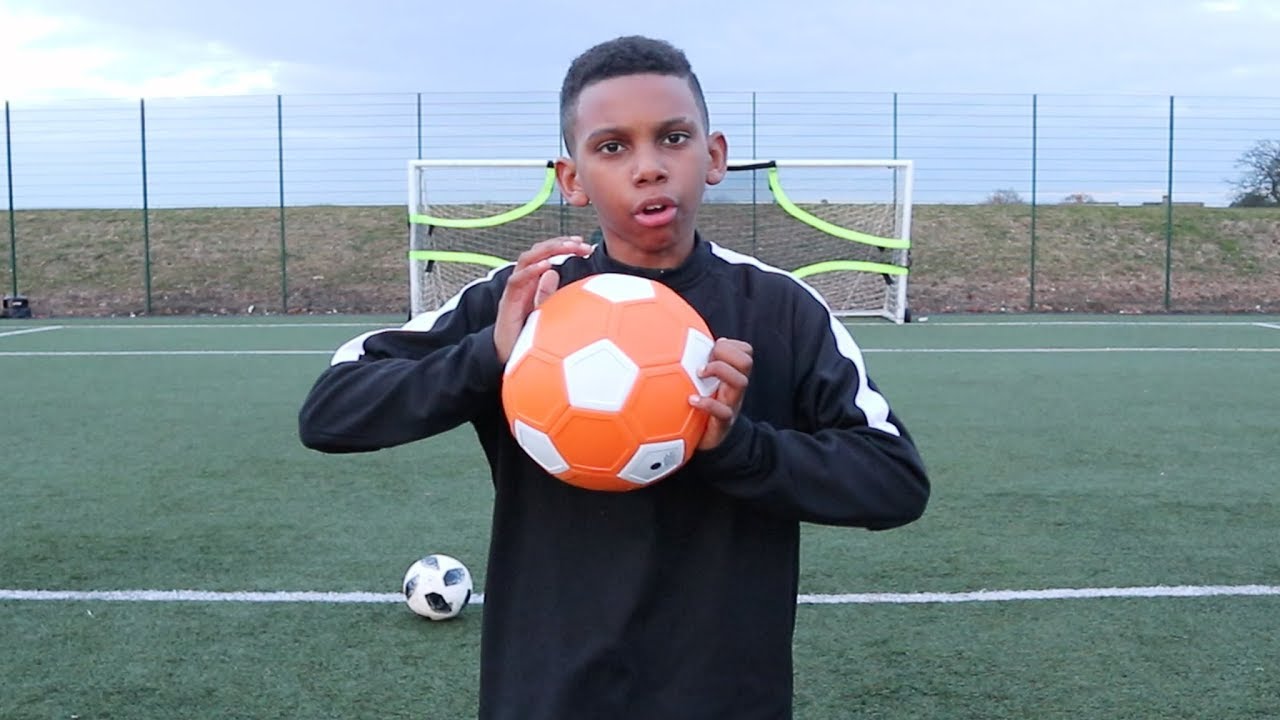 CURVE BALL FREEKICK CHALLENGE VS MY DAD | HYPERVENOM III ELITE