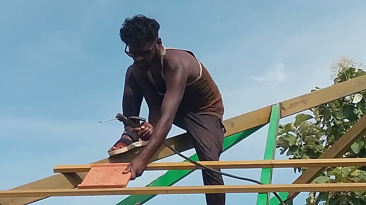 Roof tile fabrication work #chettinadu #tamilnadu #kerala #rooftile #mangaloretile #fabrication