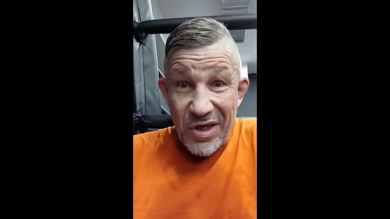 Почему мужчина и женщина изменяют друг другу находясь в браке?