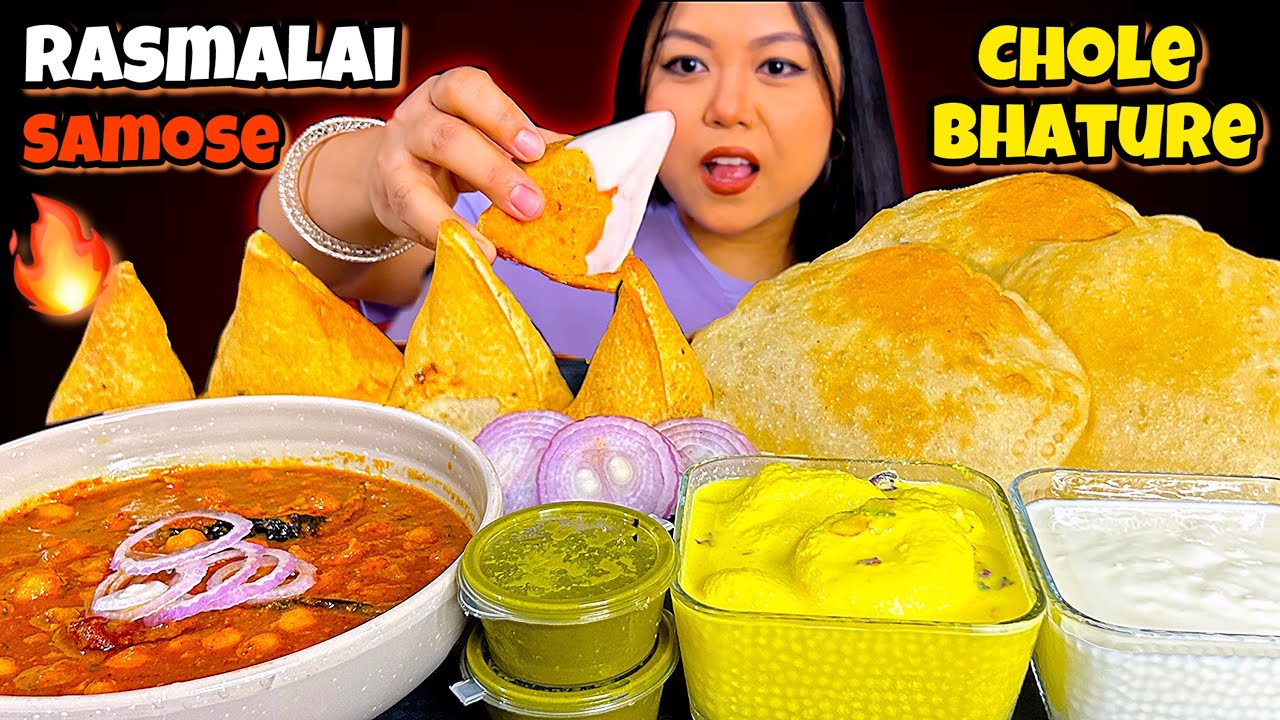 EATING CHOLE BHATURE, SAMOSA CHAAT, RASMALAI | STREET FOOD | ASMR EATING | MUKBANG
