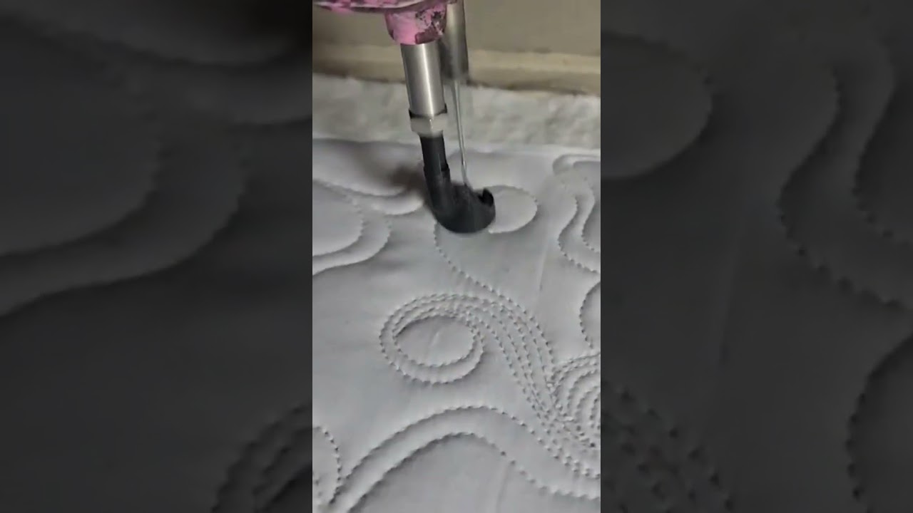 Swirly Fill custom quilting #quiltcoachchick #longarm #freemotion #adriagoodlongarmquiltingschool