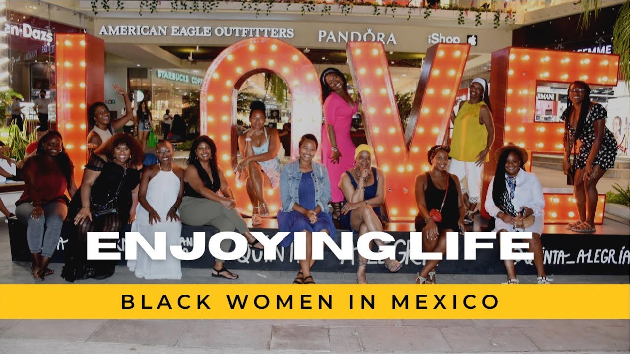 Black women enjoying Playa Del Carmen | Black women expats in Mexico