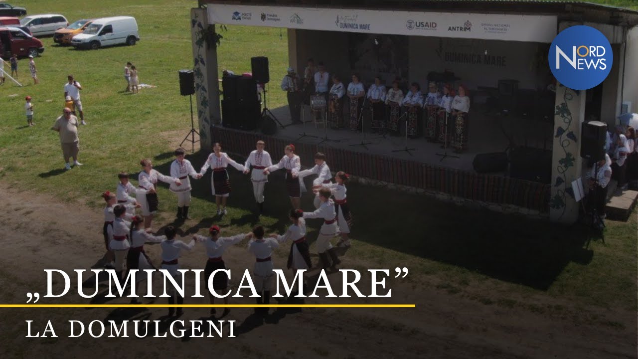 Festivalul „Duminica Mare”. Vizitatorii, impresionați de frumusețea tradițiilor noastre