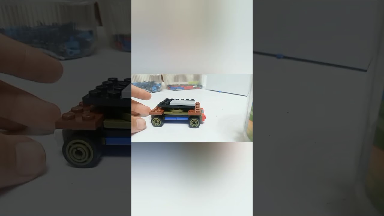   ekikovatr collecting LEGO