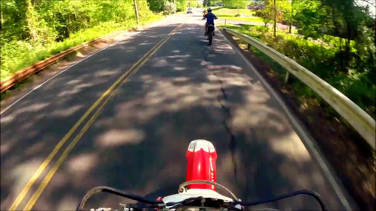Crf 150 R Street Riding. Cop!?!?