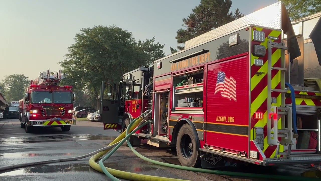 Ann Arbor apartment building catches fire Monday morning