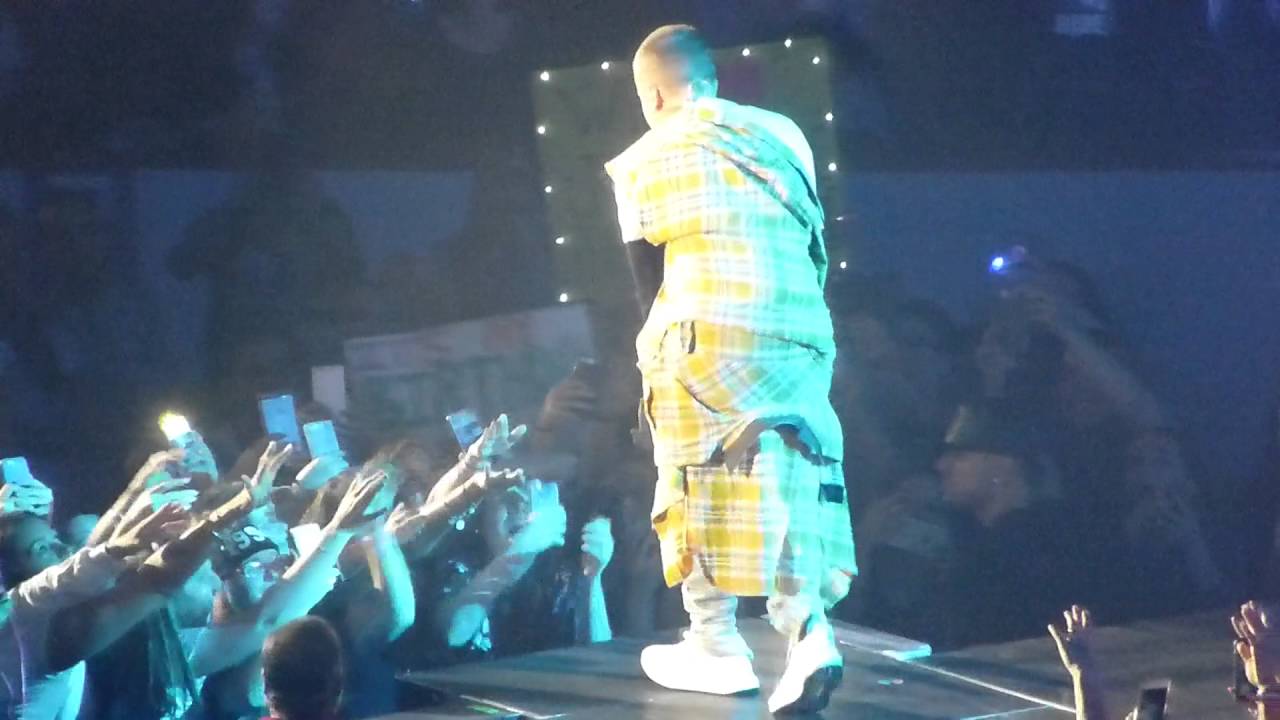 NO SENSE -JUSTIN BIEBER: PURPOSE WORLD TOUR 5.8.16