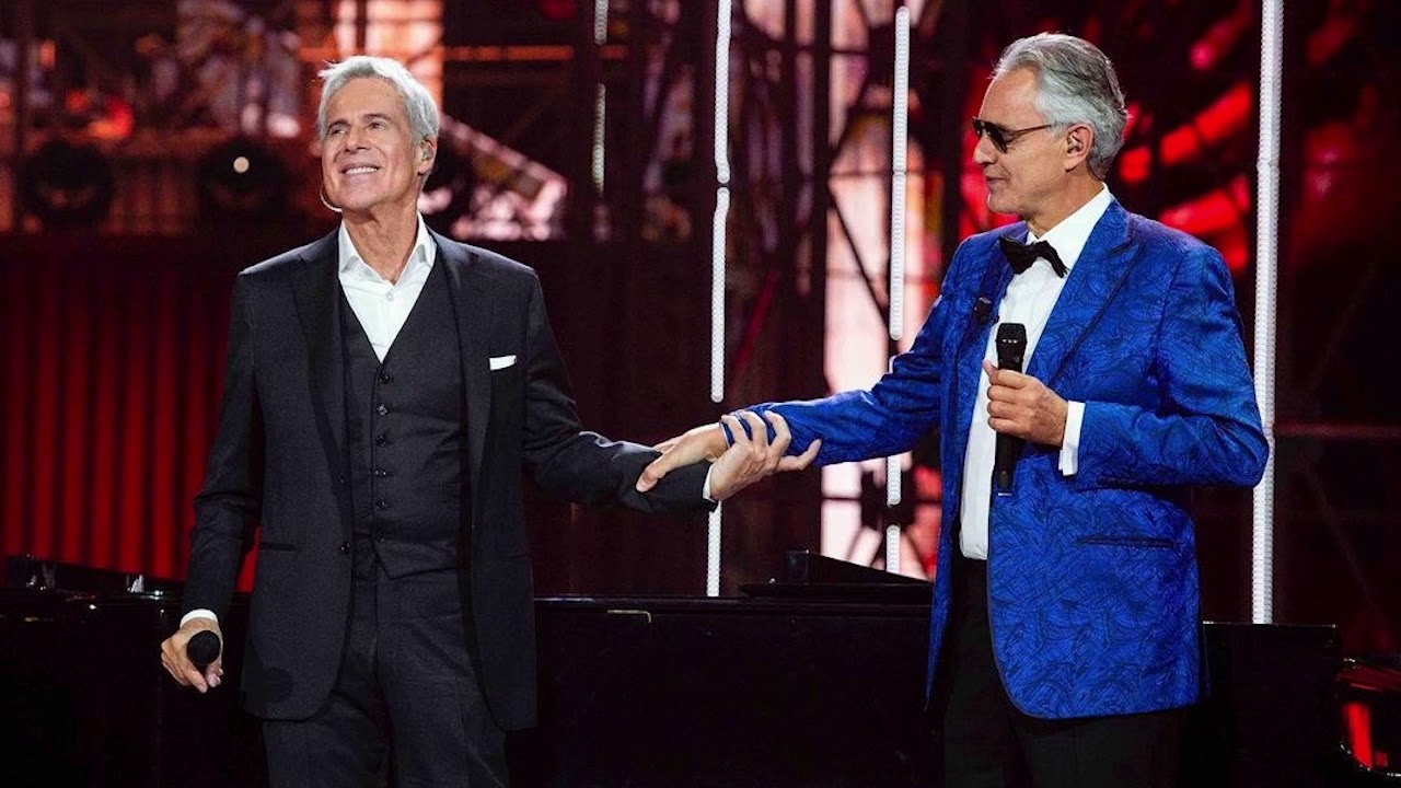Claudio Baglioni & Andrea Bocelli - La voce del silenzio - Live a Uà - Uomo di varie età
