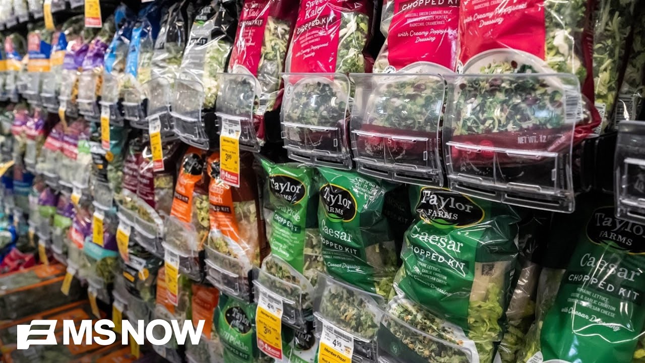 Should we be eating lettuce? Cyclosporiasis cases top 4,000 as FDA probe continues