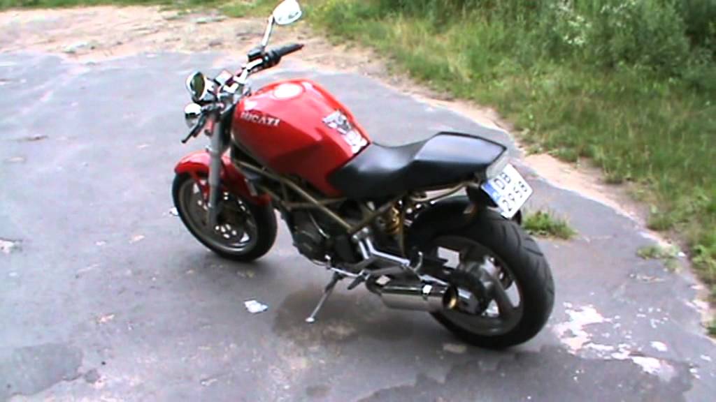 Ducati Monster 750 amazing sound!