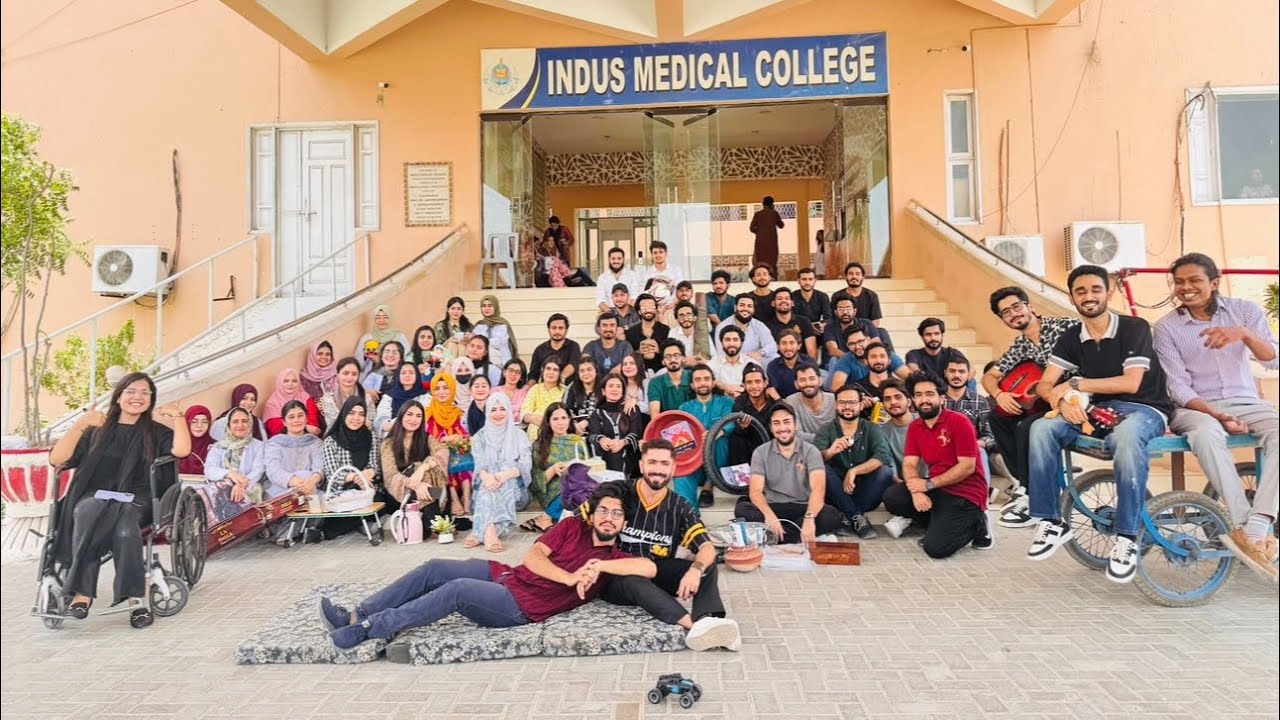 SCRUB/SIGNING OFF DAY AT INDUS MEDICAL COLLEGE ❤️🩺👨🏻‍⚕️ 
