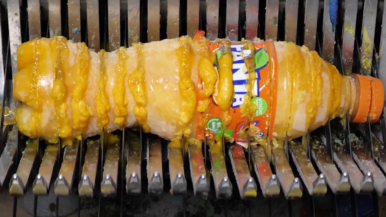 What's inside: Frozen Fanta vs Bread Slicer Machine Destruction Experiment