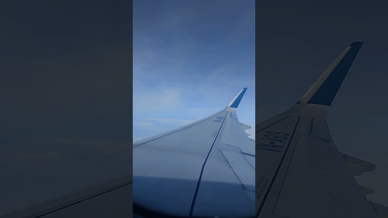 Trên máy bay đi Đà Nẵng 30.10.2025