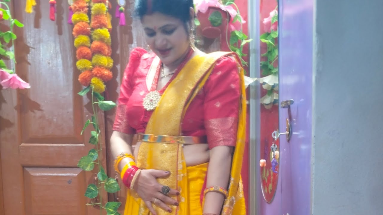 Yellow Saree New Style Pallu 💛Haldi Trending Different Style Pallu Tucking||Saree Draping New Look 