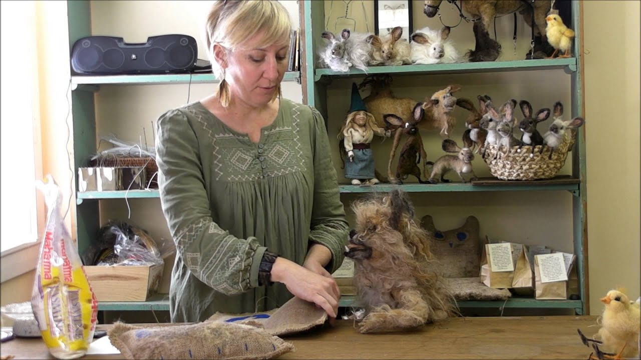 Needle Felting Surface:  How to Fill the New and Improved Stabbit Wabbit