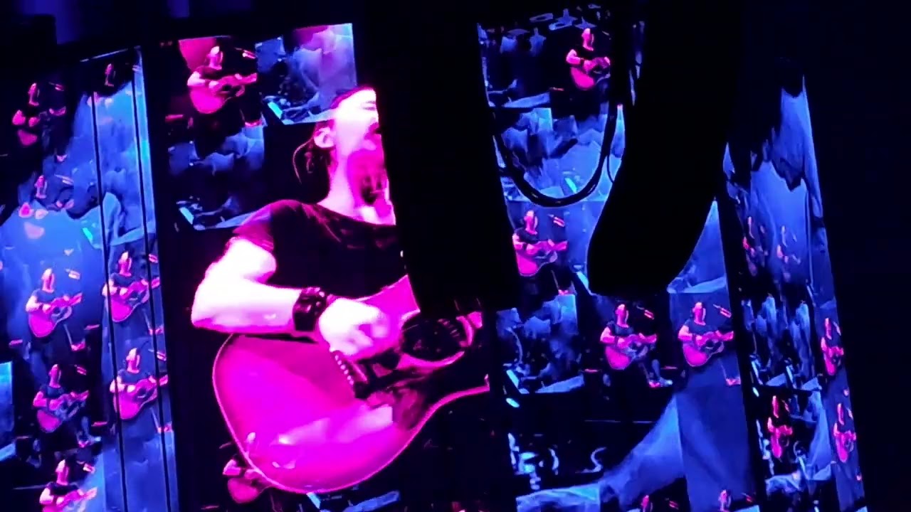 25 Karma Police - Radiohead  - Bologna - 17 Novembre 2025 (Night 3)